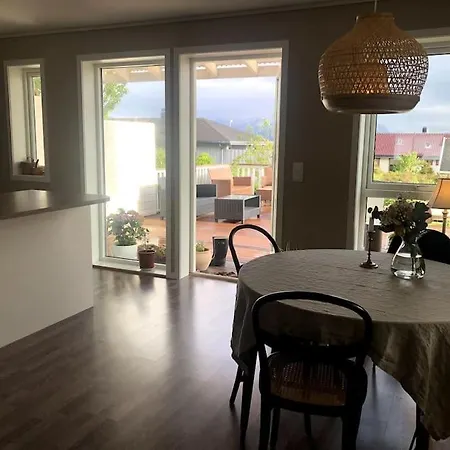 Island Life! 2,5 Bedroom House. Holiday home